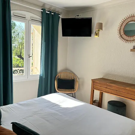 Logis La Sommellerie Hotel 3*