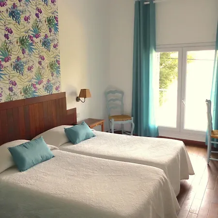 Logis La Sommellerie Hotell 3*